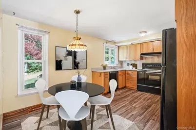 13 Riverview Circle, Poughkeepsie, NY 12601 - Photo 10