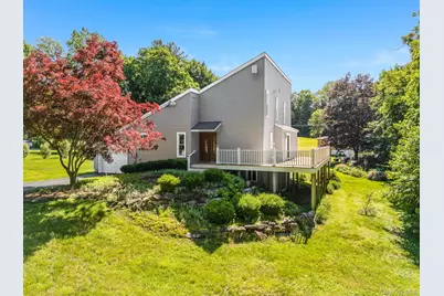 13 Riverview Circle, Poughkeepsie, NY 12601 - Photo 2