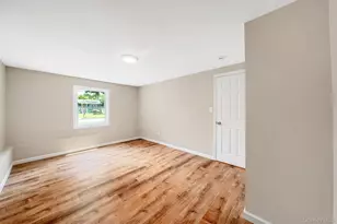 610 Americus Ave, Patchogue, NY 11772 - Photo 18