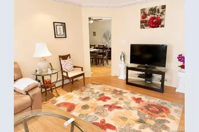 58 Glenmere Lane, Coram, NY 11727 - Photo 6