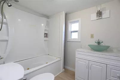 414 Joslen Boulevard #19, Hudson, NY 12534 - Photo 14