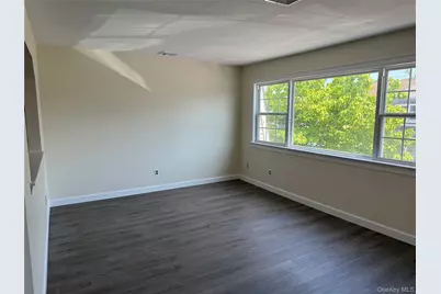 1 Atlantic Avenue #56, Farmingdale, NY 11735 - Photo 4
