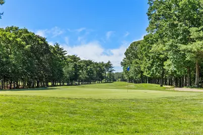 2803 Pebble Beach Path, Riverhead, NY 11901 - Photo 20