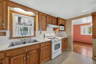 20 Hudson Drive, New Windsor, NY 12553 - Photo 6