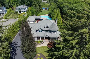 67 Sunny Rd, Saint James, NY 11780 - Photo 4