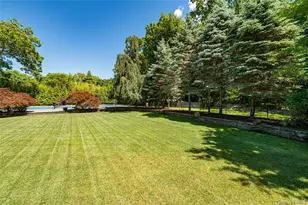 67 Sunny Rd, Saint James, NY 11780 - Photo 46