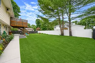 6 Smith Ct, Mastic, NY 11950 - Photo 6