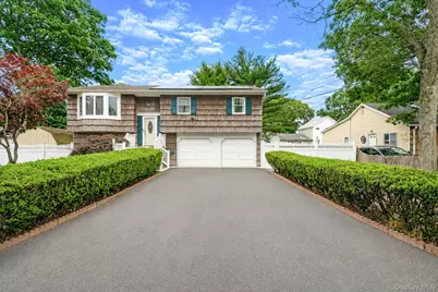 6 Smith Court, Mastic, NY 11950 - Photo 2