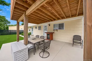 6 Smith Ct, Mastic, NY 11950 - Photo 10