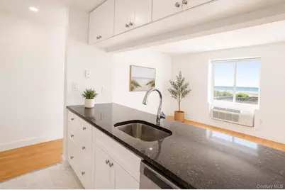 10 Franklin Boulevard #205, Long Beach, NY 11561 - Photo 16
