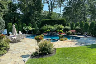 6 Averly Pl, Smithtown, NY 11787 - Photo 48