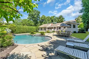 6 Averly Pl, Smithtown, NY 11787 - Photo 44