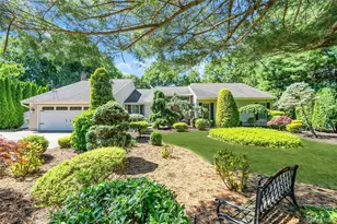 6 Averly Pl, Smithtown, NY 11787 - Photo 2