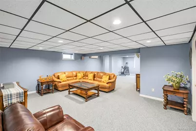 6 Averly Place, Smithtown, NY 11787 - Photo 34