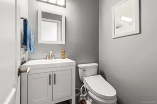 2006 Eve Ann Dr, Port Jefferson Station, NY 11776 - Photo 14