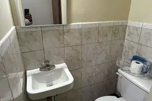 1149 E 219th St, Bronx, NY 10469 - Photo 10