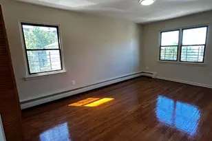 1149 E 219th St, Bronx, NY 10469 - Photo 20