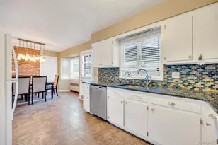 7 Albers Ln, Farmingdale, NY 11735 - Photo 16