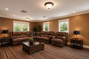 303 N Westchester Ave N, West Babylon, NY 11704 - Photo 8