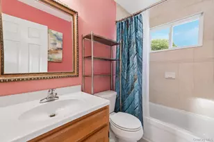 303 N Westchester Ave N, West Babylon, NY 11704 - Photo 14