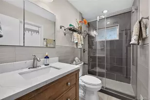 257 Bow Dr, Hauppauge, NY 11788 - Photo 16