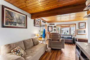 19 Westbridge Dr, Babylon, NY 11702 - Photo 10