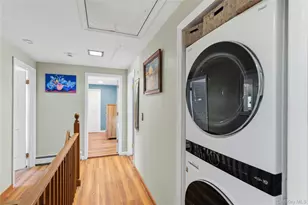 19 Westbridge Dr, Babylon, NY 11702 - Photo 32