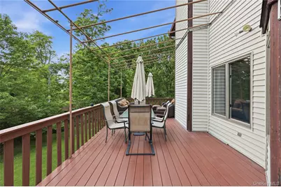 3 Larissa Court, Airmont, NY 10952 - Photo 34