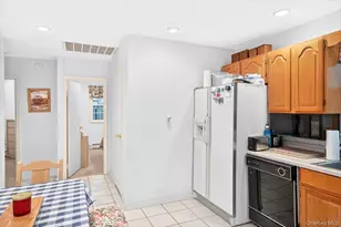 3748 Noyack Rd, Sag Harbor, NY 11963 - Photo 8