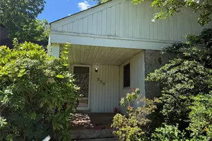 208 Overlook Terrace, East Hills, NY 11577 - Photo 4