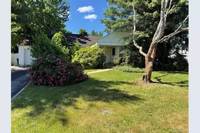 208 Overlook Terrace, East Hills, NY 11577 - Photo 2