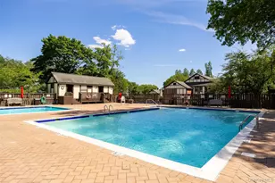 8 Foxwood Dr, Pleasantville, NY 10570 - Photo 16