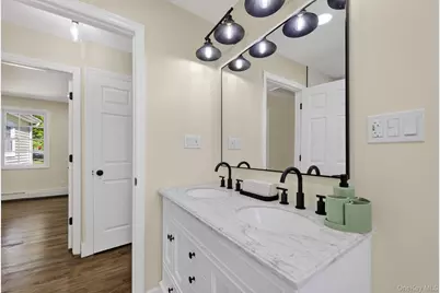 669 Vassar Road, Poughkeepsie, NY 12603 - Photo 14