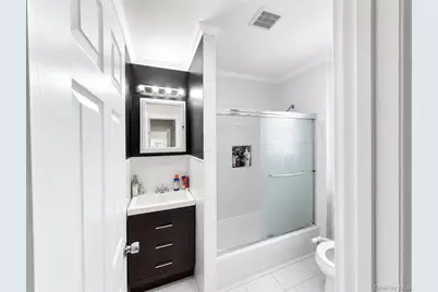 11306 201st Street, Saint Albans, NY 11412 - Photo 10