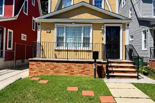 113-06 201st St, Saint Albans, NY 11412 - Photo 16