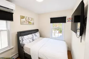 113-06 201st St, Saint Albans, NY 11412 - Photo 14