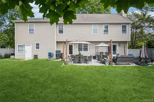136 Mills Pond Rd, Saint James, NY 11780 - Photo 24