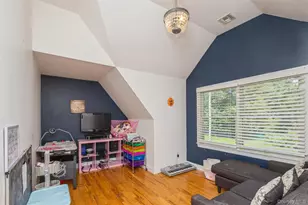 136 Mills Pond Rd, Saint James, NY 11780 - Photo 18