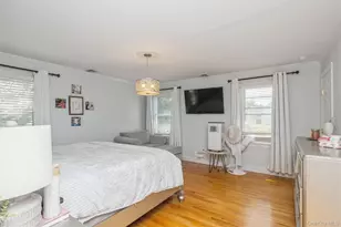 136 Mills Pond Rd, Saint James, NY 11780 - Photo 20