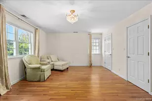 120 Woodruff Ave, Scarsdale, NY 10583 - Photo 16