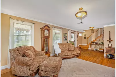 142 Cedar Street, Amityville, NY 11701 - Photo 16