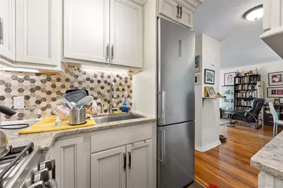 6200 Riverdale Avenue #7J, Bronx, NY 10471 - Photo 10