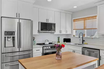 18 N Hampton Avenue, Miller Place, NY 11764 - Photo 12