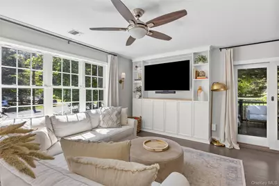 18 N Hampton Avenue, Miller Place, NY 11764 - Photo 6