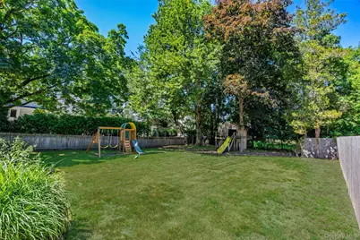 18 N Hampton Avenue, Miller Place, NY 11764 - Photo 34