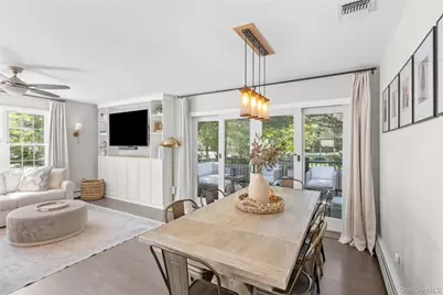 18 N Hampton Avenue, Miller Place, NY 11764 - Photo 10