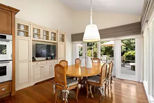 8 Kodiak Dr, Woodbury, NY 11797 - Photo 14