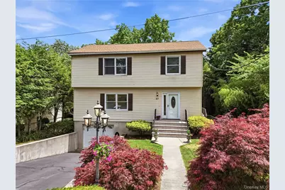 67 Sherwood Drive, Larchmont, NY 10538 - Photo 2