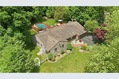 3 Partridge Lane, Huntington, NY 11743 - Photo 2