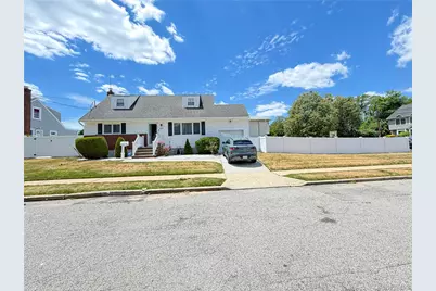 101 Sagamore Street, Freeport, NY 11520 - Photo 2